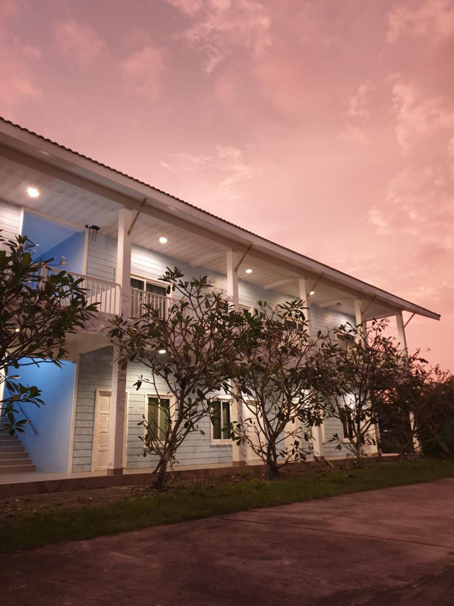 Vanilla Ville Resort Khlong Thom Экстерьер фото